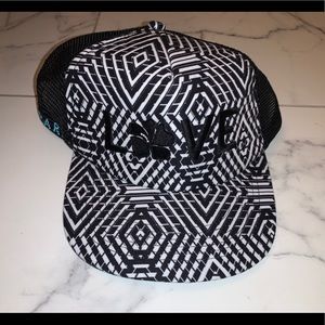 Hapari snapback hat women’s